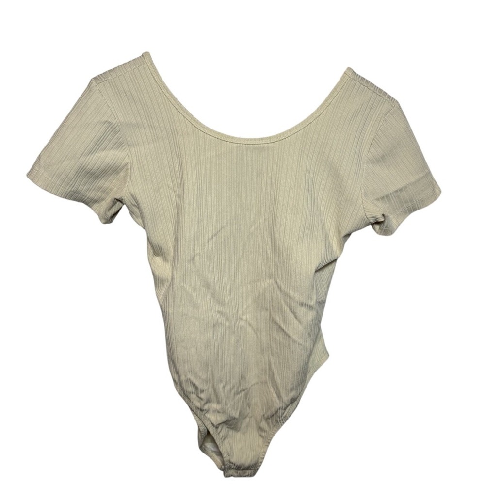 Banana Republic Women's Bodysuit Top Beige‎ Ribbed Bodycon Scoop Neck Medium